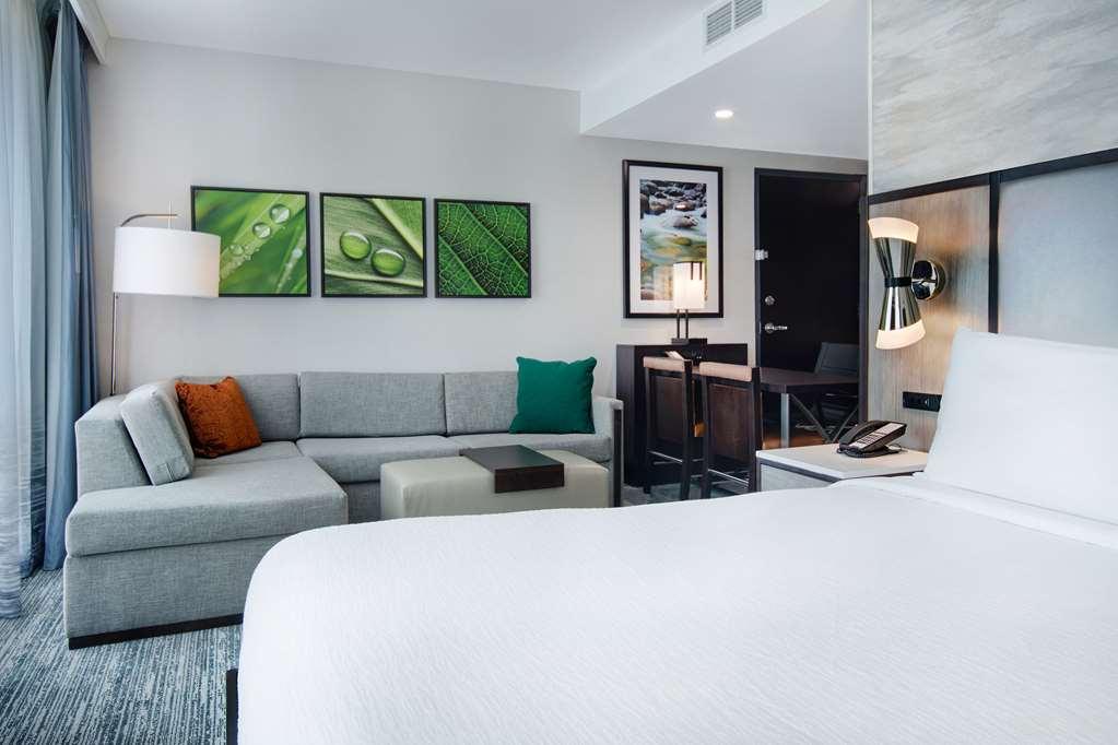 Embassy Suites By Hilton Alpharetta Halcyon Rom bilde